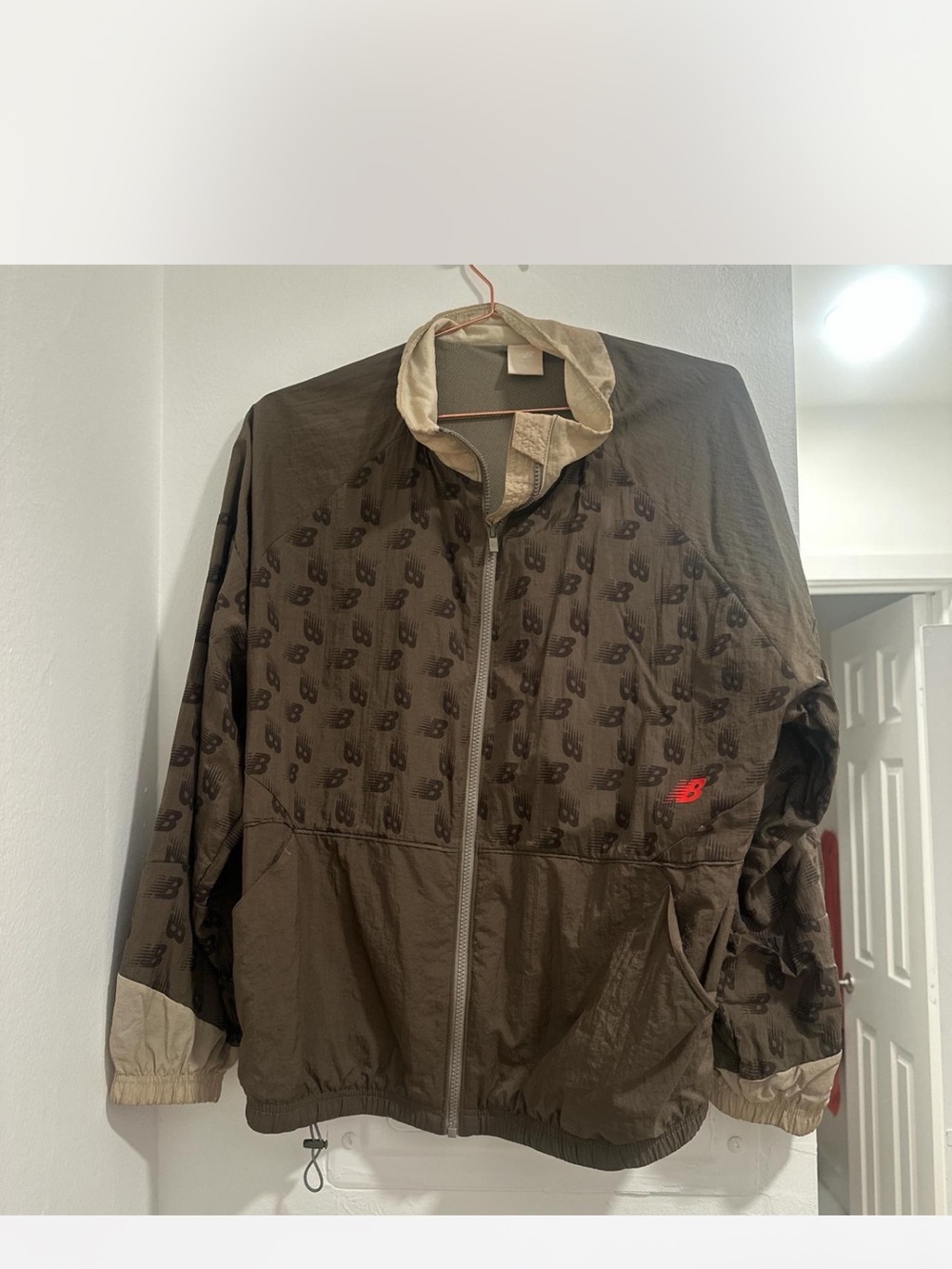 New Balance Brown Logo-Print Windbreaker with Red Accent